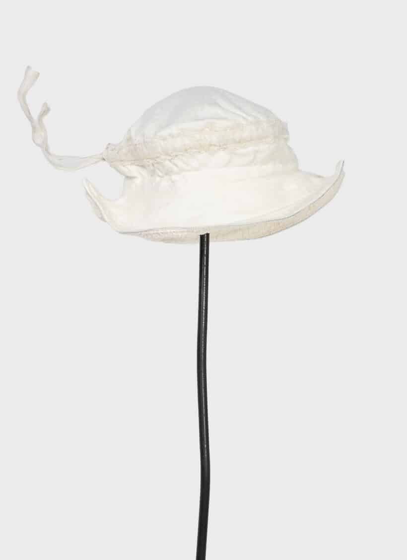 Renli Su Tulip Hat